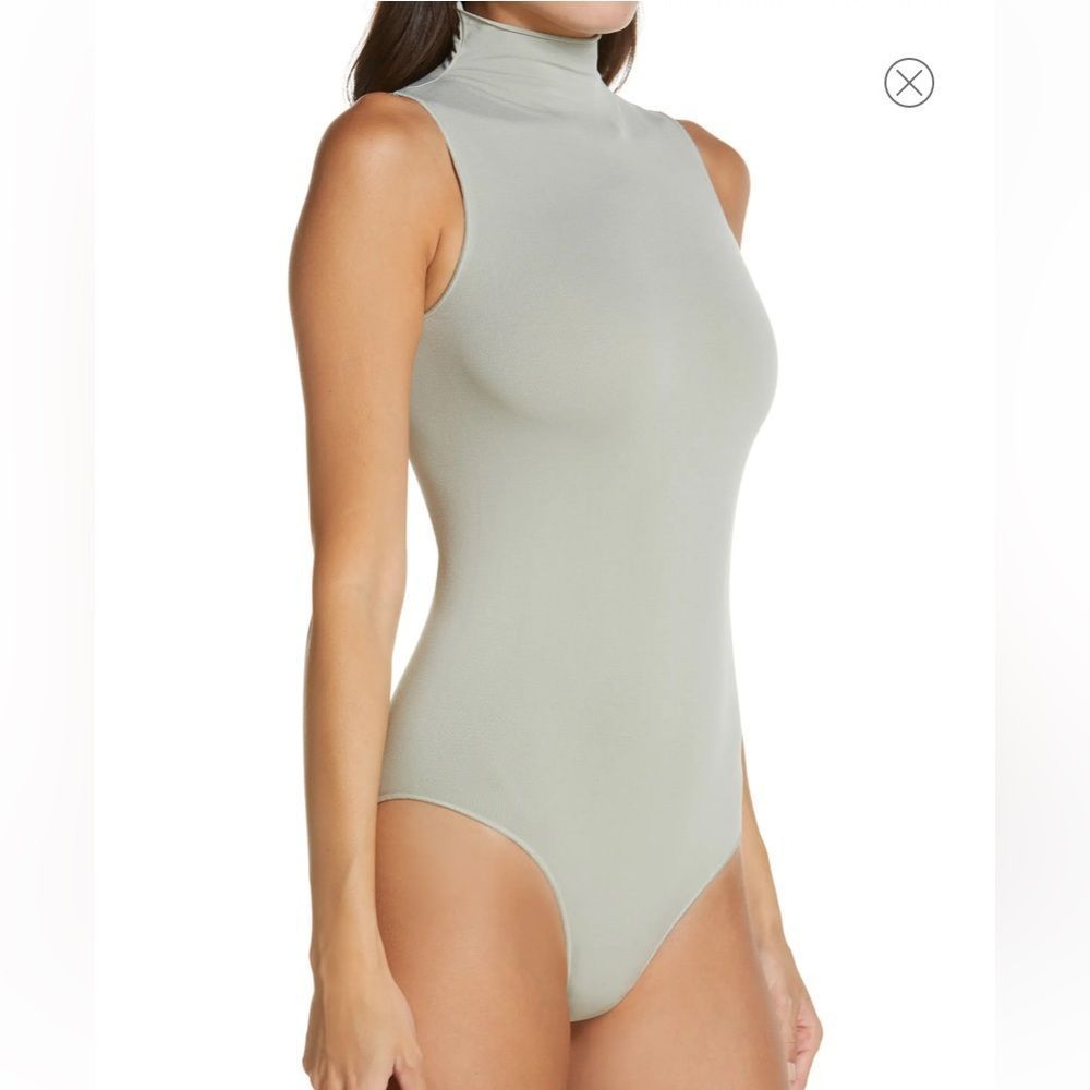 Skims Mockneck Sleeveless Bodysuit in Agave | Size 2X